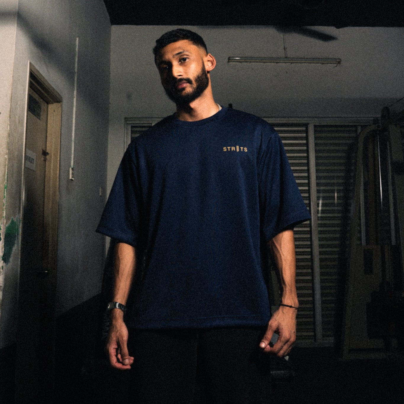 CLASSIC TEE