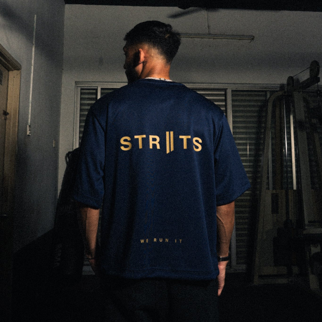 CLASSIC TEE
